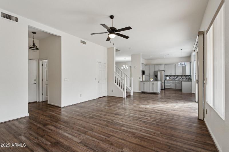 5455 W Buffalo St - Family & Kitchen