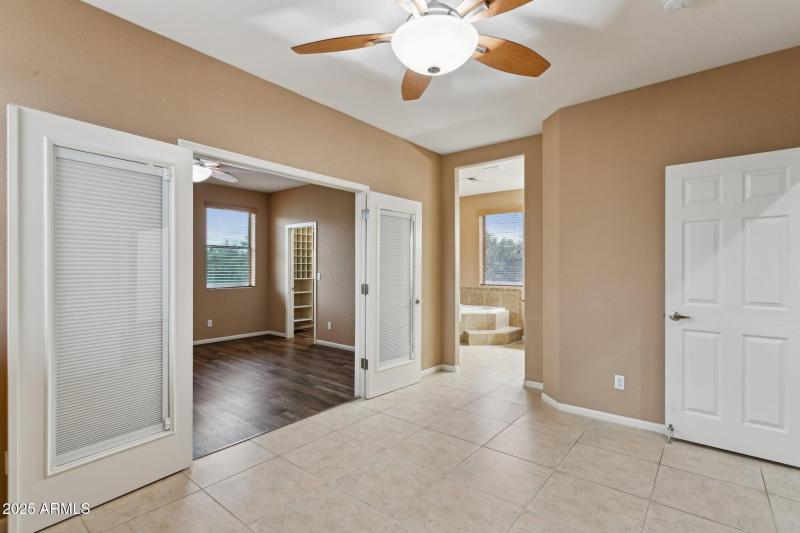 5455 W Buffalo St - Primary Suite