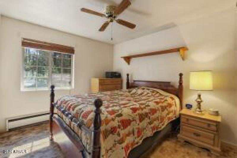 20251019215616980200000000