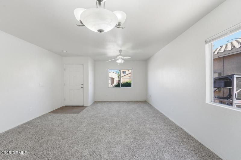 11589 W Lee Ln-11 - Copy