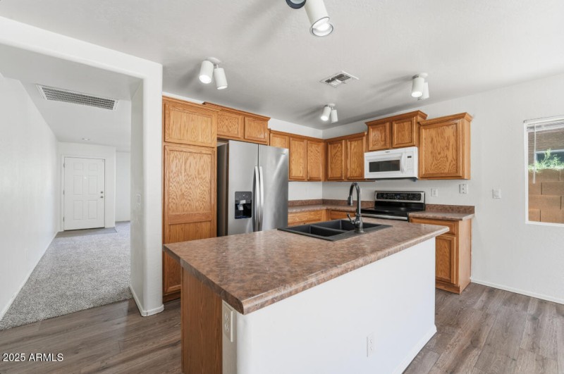 11589 W Lee Ln-15 - Copy