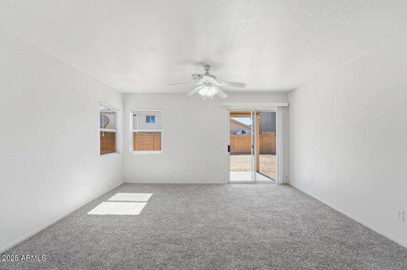 11589 W Lee Ln-22 - Copy