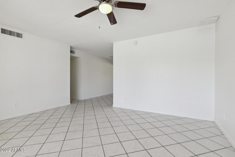 004_1600x1067_mls_1600x1067 (47)