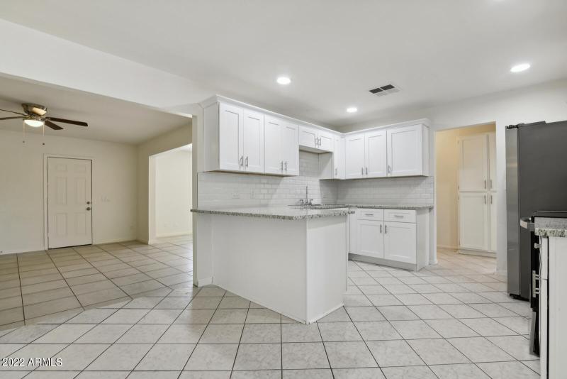 006_1600x1067_mls_1600x1067 (46)