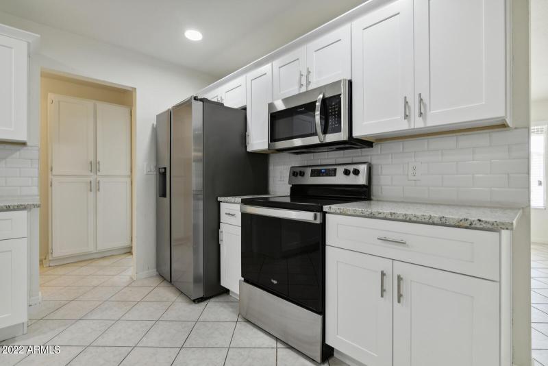 008_1600x1067_mls_1600x1067 (49)