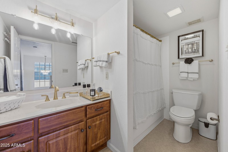 6249 N 78th St No16-31