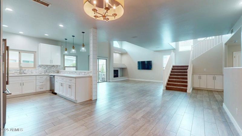 6510-S-Hazelton-Ln-142-10242025_151616