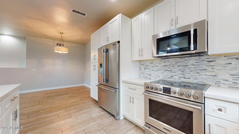 6510-S-Hazelton-Ln-142-10242025_151820