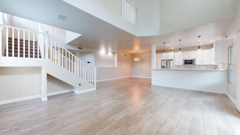 6510-S-Hazelton-Ln-142-10242025_152050