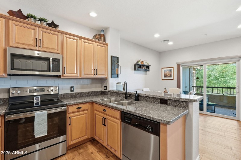 17-web-or-mls-017_ListerPros