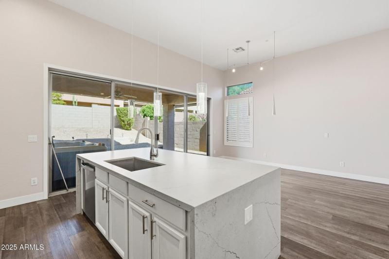 16-web-or-mls-016_ListerPros