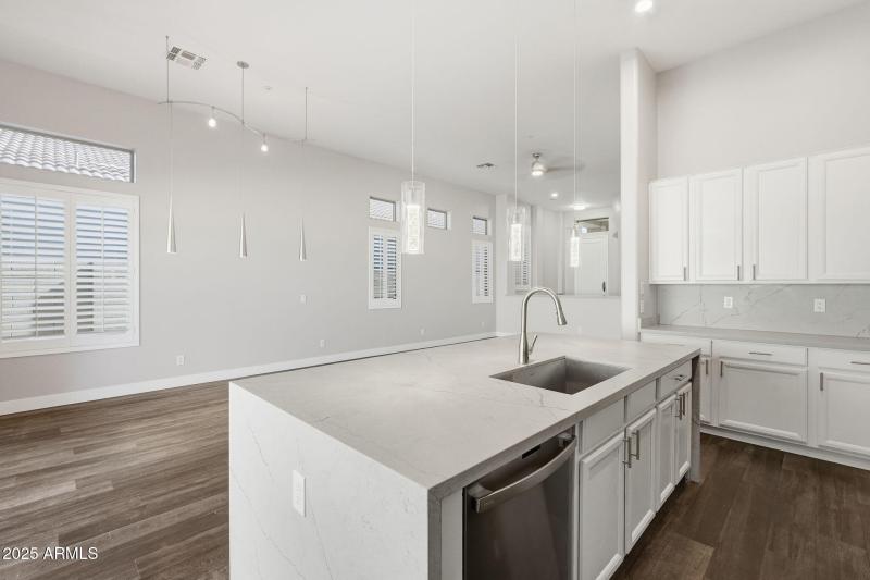 17-web-or-mls-017_ListerPros