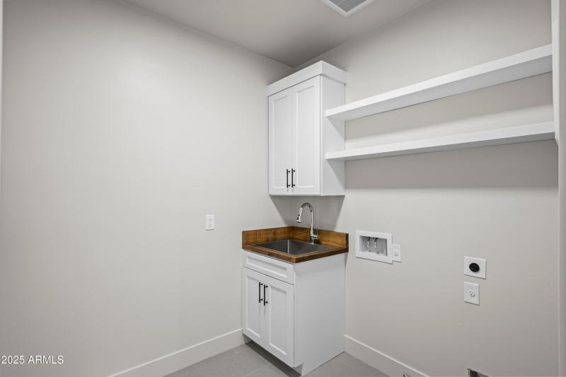 Laundry Room 2
