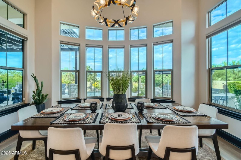 009 - 026 Dining Room