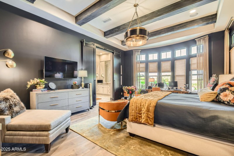 019 - 049 Primary Bedroom