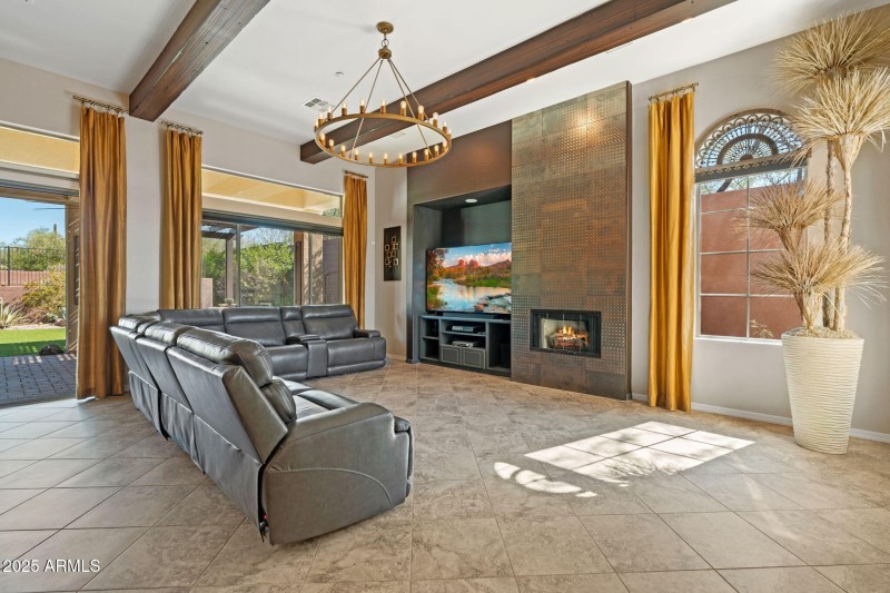 42001 N BRIDLEWOOD WAY