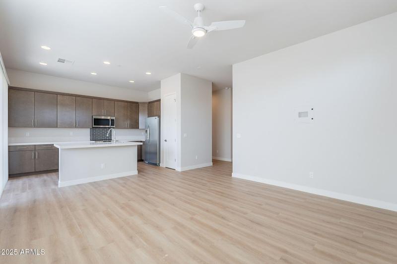 16-web-or-mls-Hidden-16