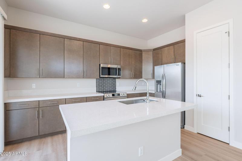 14-web-or-mls-Hidden-14