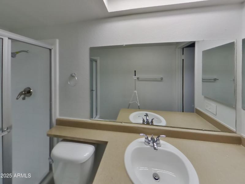 11_pc_uAp5nQa5yJ_Ziim7e76C5_layout_1