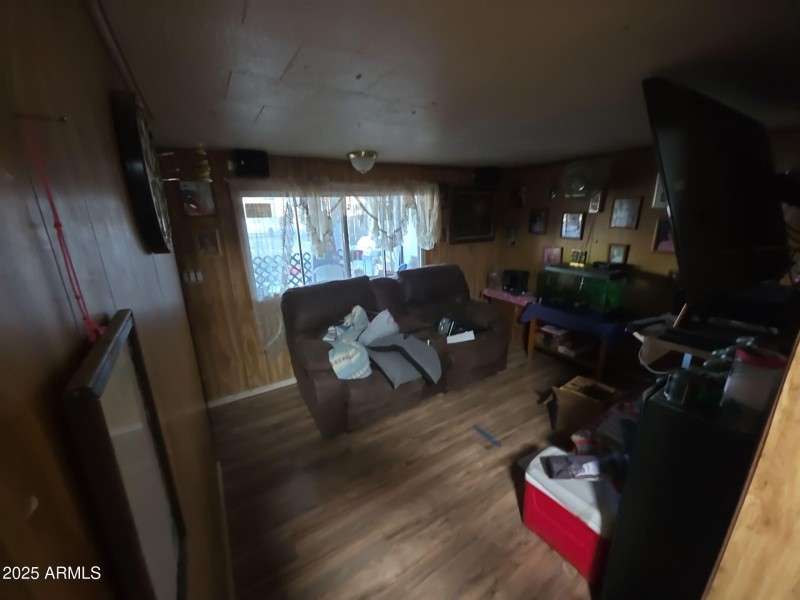 4-Oct 24, 2025 14-32-24-fscV