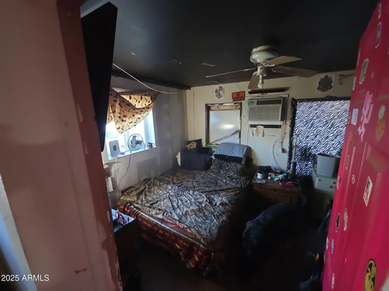 15-Oct 24, 2025 14-37-20-dM3C