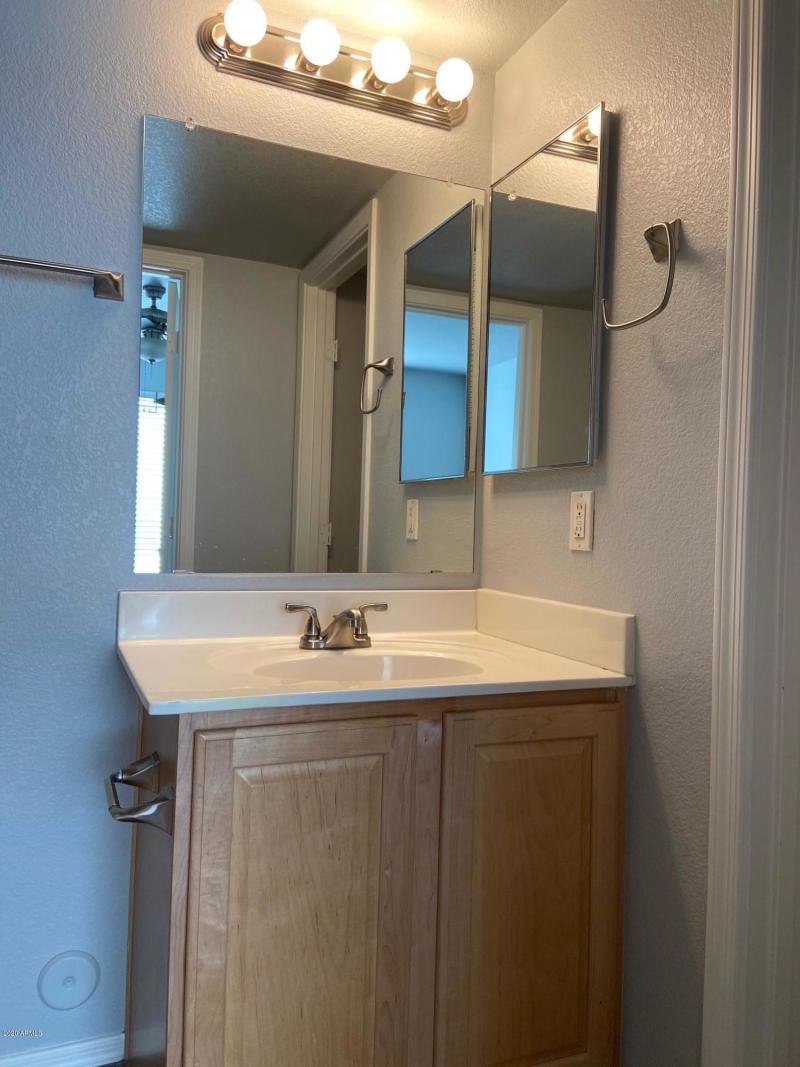 FIRST FLOOR VANITY