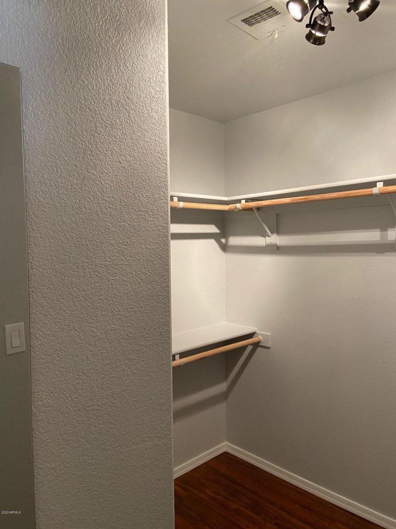 WALK-IN CLOSET!