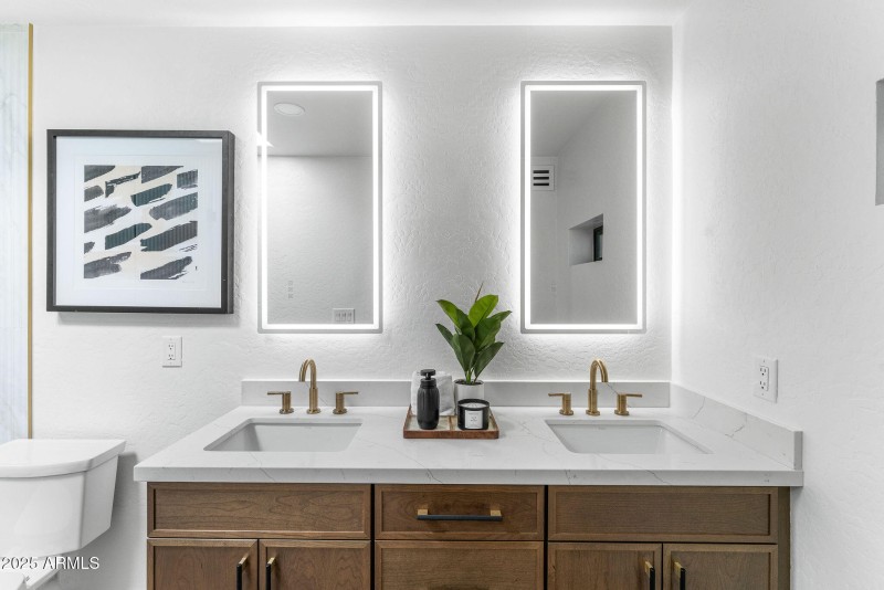 LegacyInvestingsAcomaListingPhotos-38