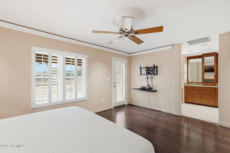 47-web-or-mls-068_ListerPros