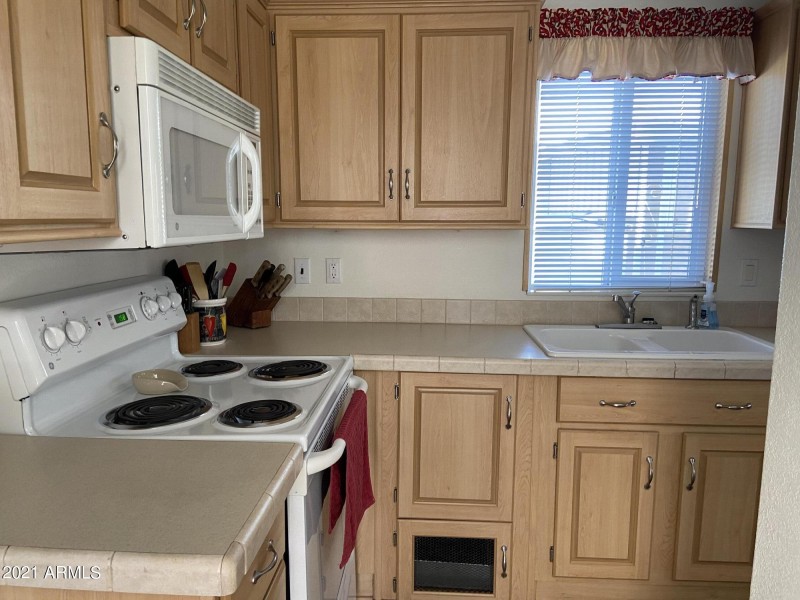 D82B9C60-9385-4196-B4C3-C973D0A81514