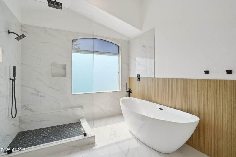 61-web-or-mls-W Aurora Dr-S0210-053