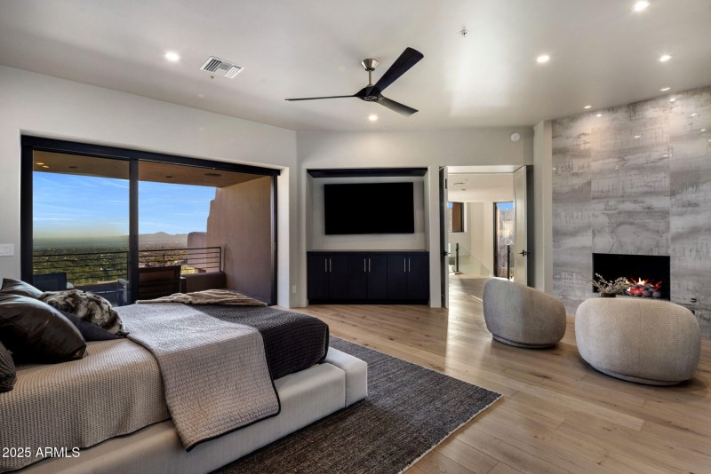 Upstairs Primary Suite Views