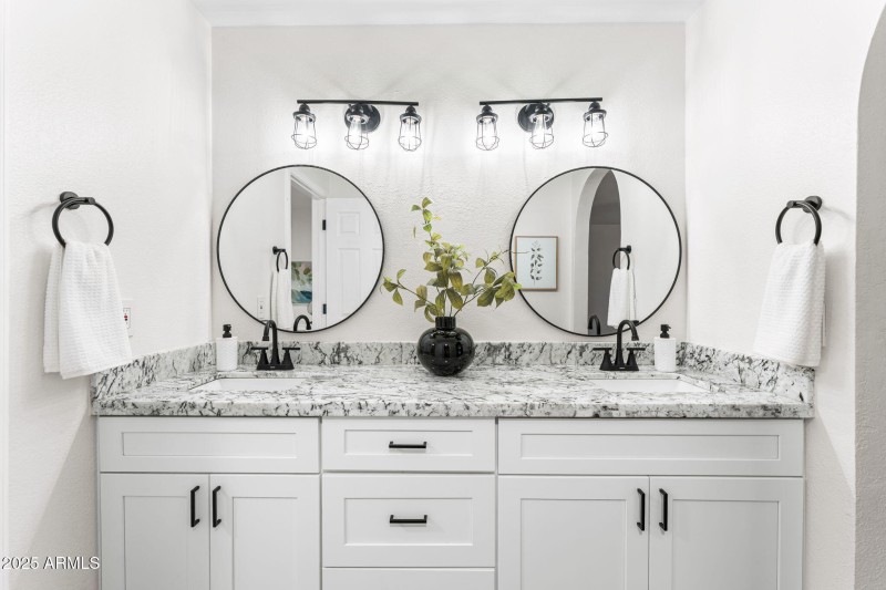 15833 N 60th Way, Scottsdale AZ 85254