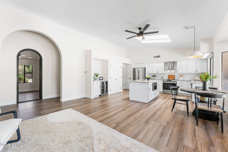 15833 N 60th Way, Scottsdale AZ 85254