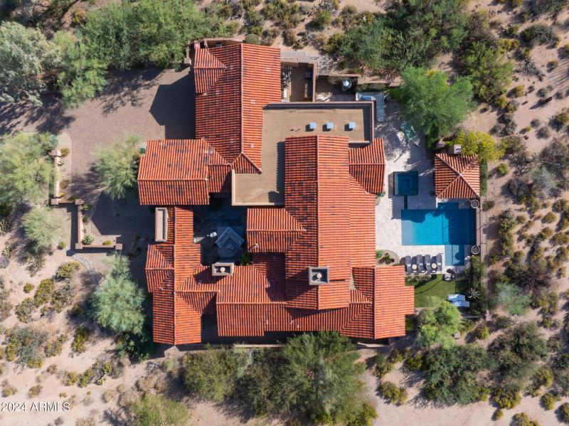 Bird's eye -Lot Views.