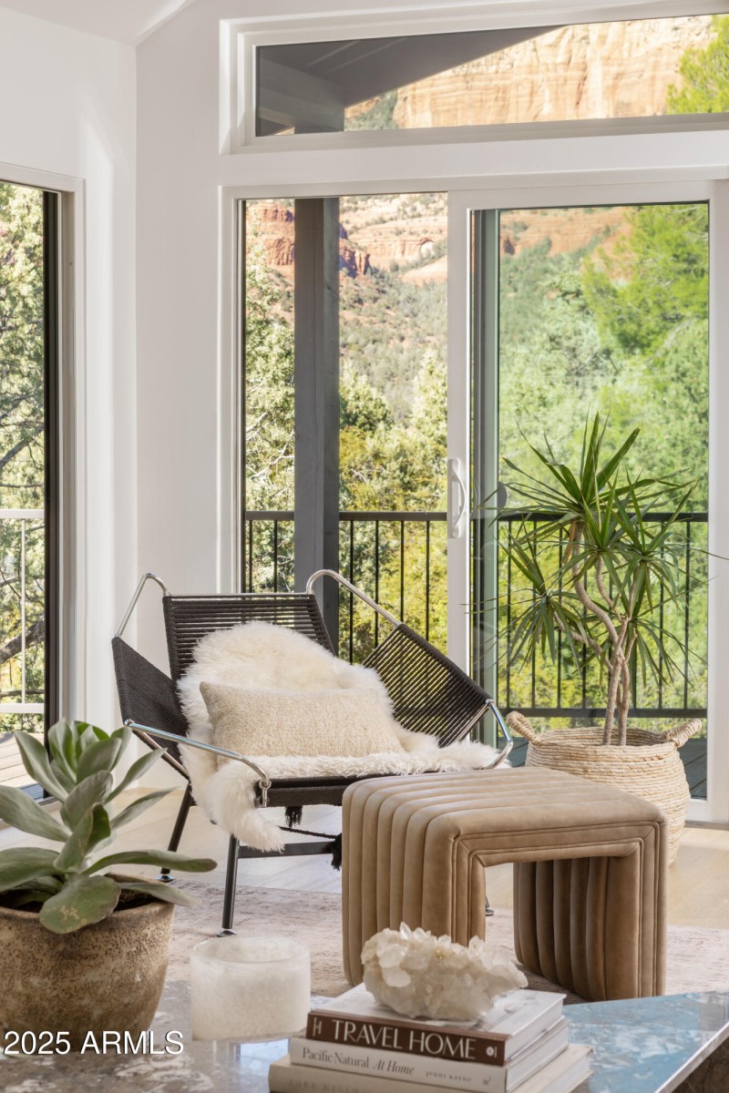 MoreauSedona-GreatRm3