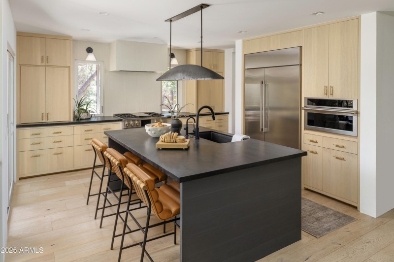 MoreauSedona-Kitchen1