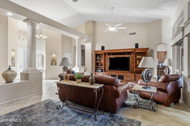 3430 N Mountain Ridge #64-9