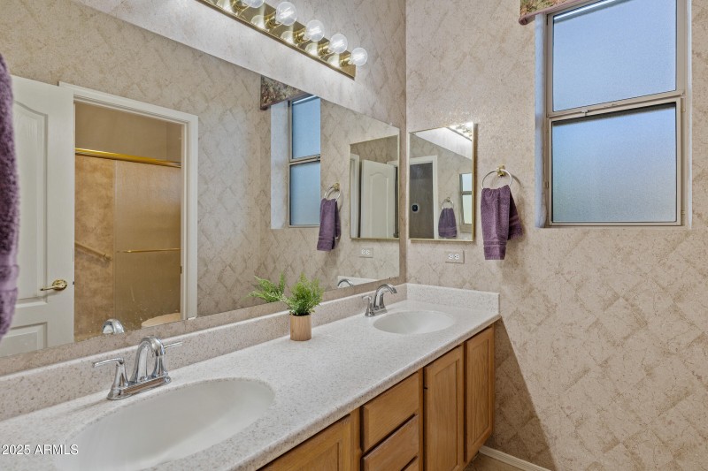 3430 N Mountain Ridge #64-27