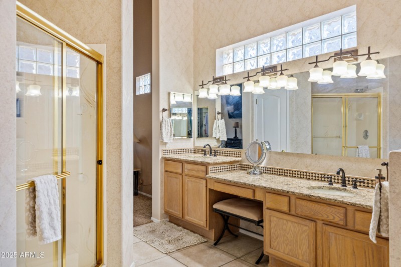 3430 N Mountain Ridge #64-36