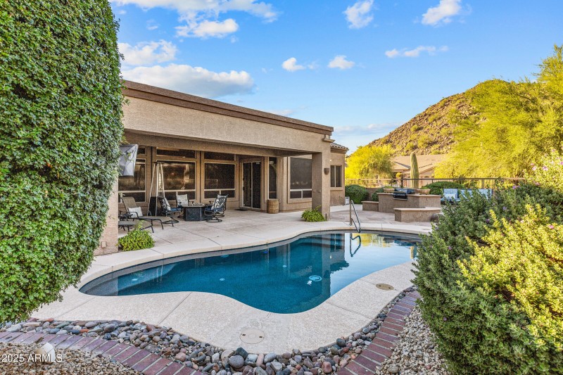 3430 N Mountain Ridge #64-44