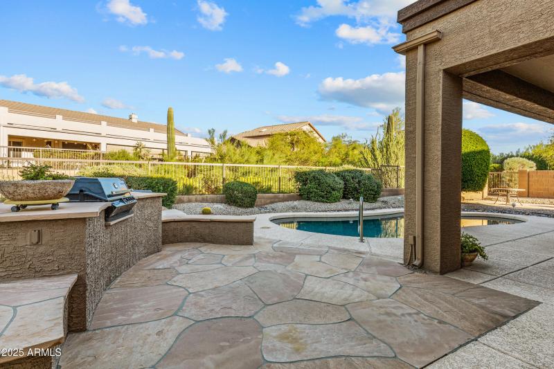 3430 N Mountain Ridge #64-47