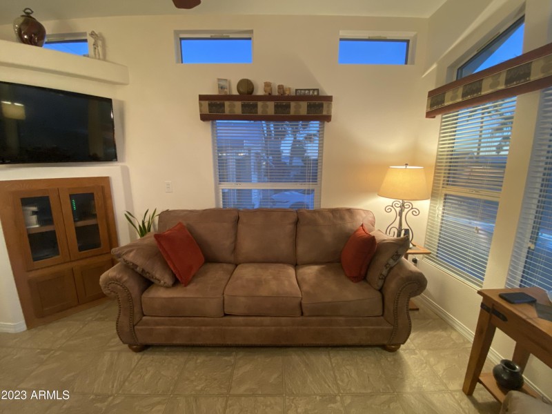 E1C05D70-A5F5-48F8-872E-09972CDEF8B6