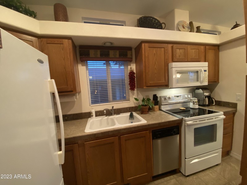 9D63C465-0CCE-4CF0-814E-C885CDEAC87B