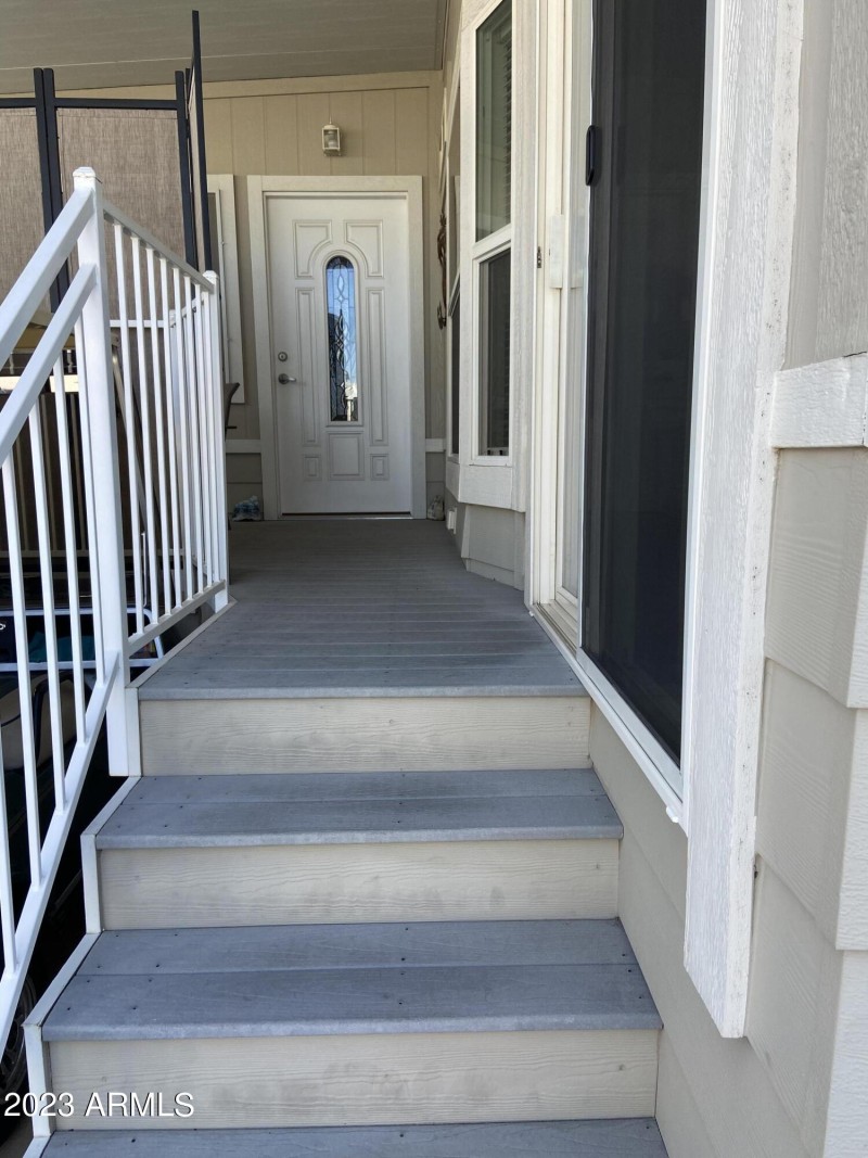 D3F9EF31-FECC-4241-BB41-CCC01E5132EC