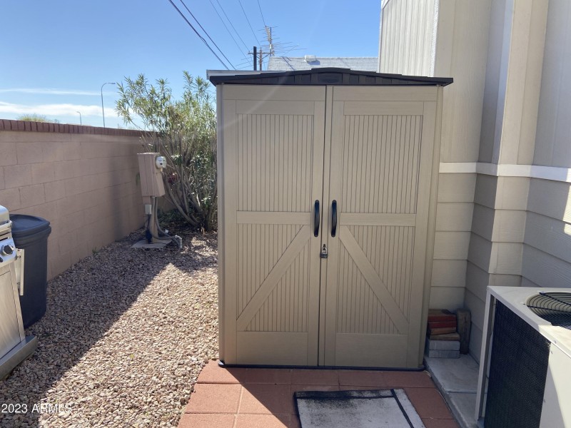 5221A251-07E4-4135-96C7-76A36C1E8E52