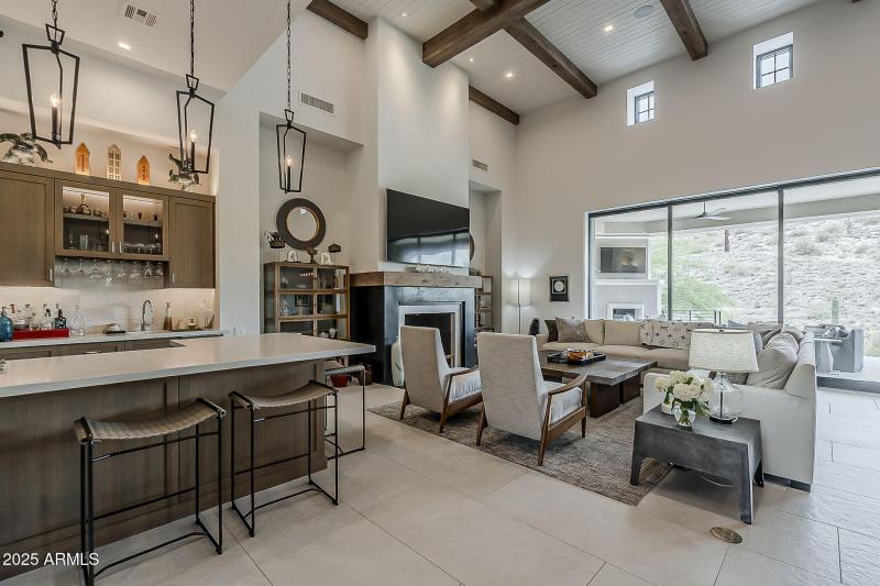 19-web-or-mls-Sunset Vista-9