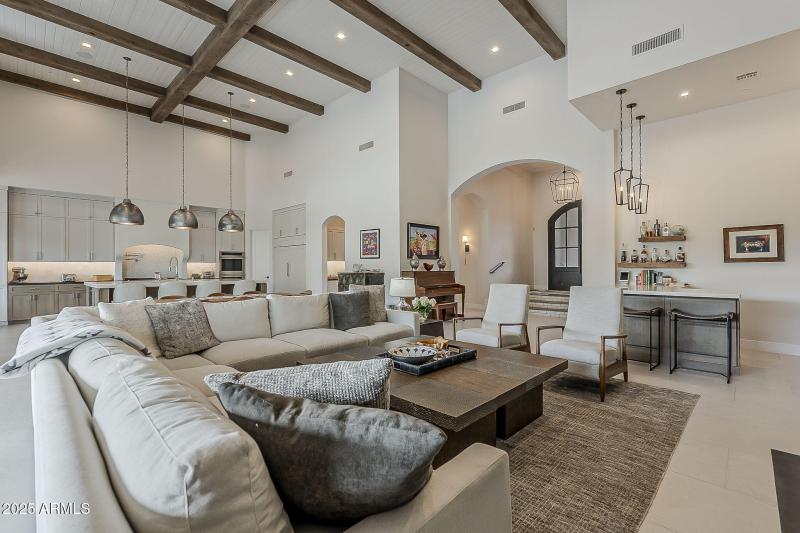 27-web-or-mls-Sunset Vista-17