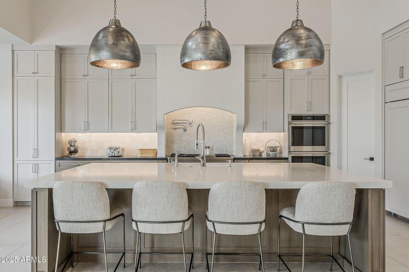 37-web-or-mls-Sunset Vista-27