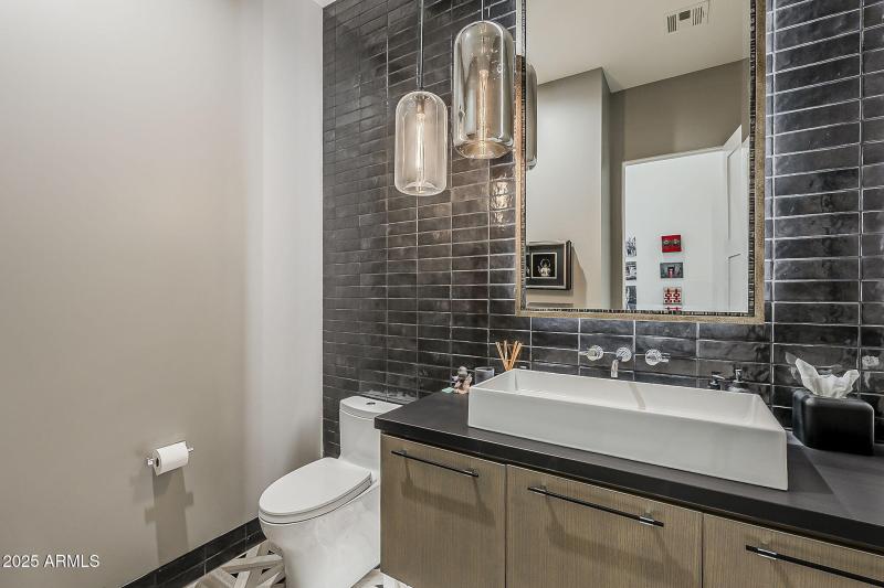 41-web-or-mls-Sunset Vista-31